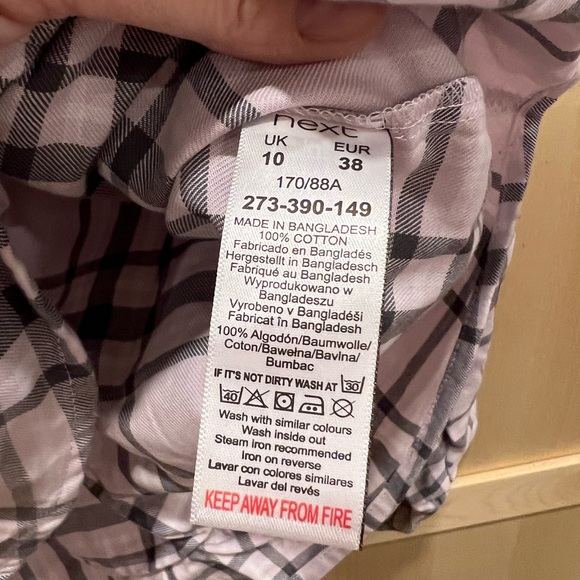 Cute plaid top - Picture 3 of 4